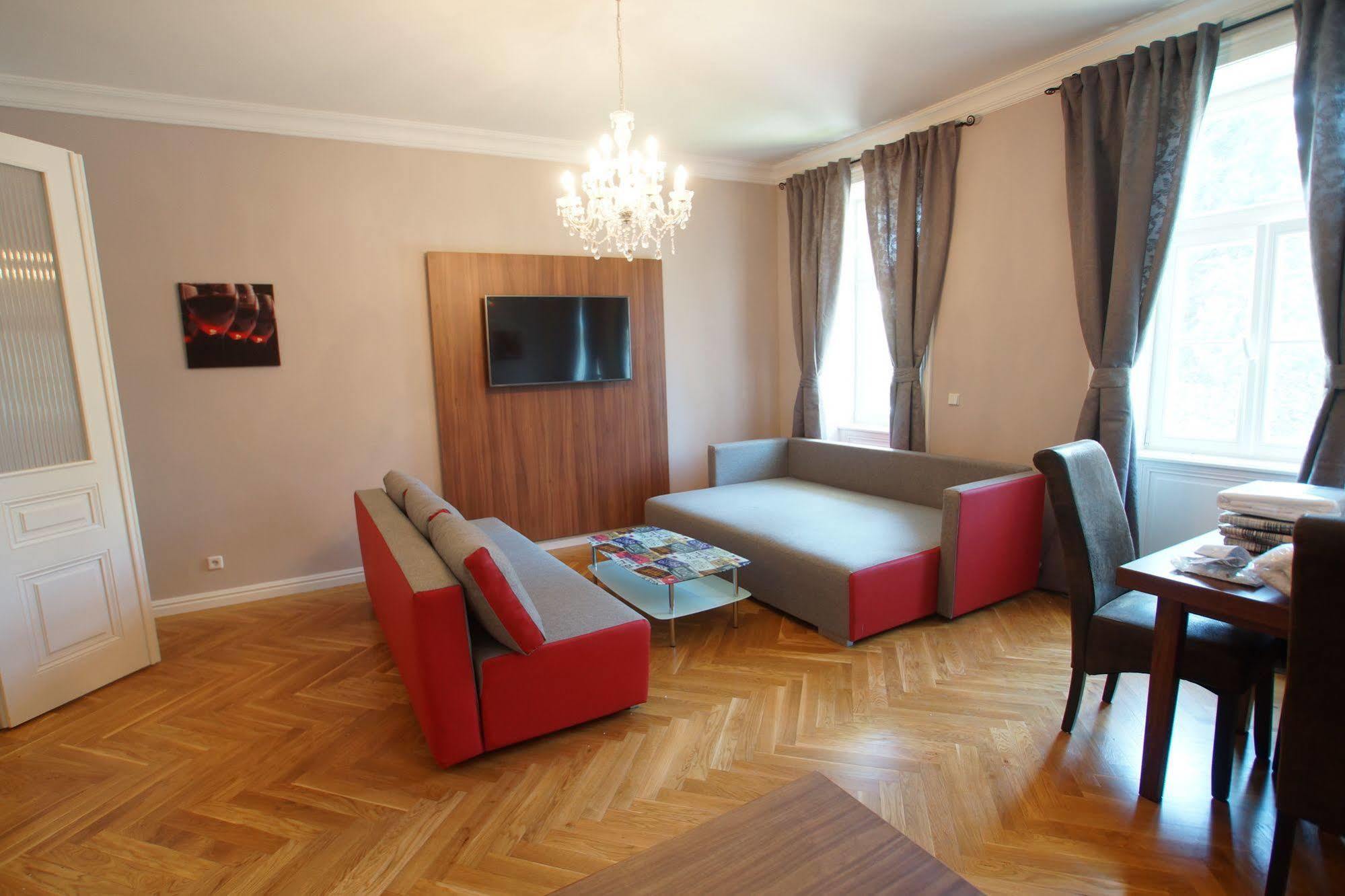 Imperial Apartments Schonbrunn - Contactless Check-In Bécs Kültér fotó